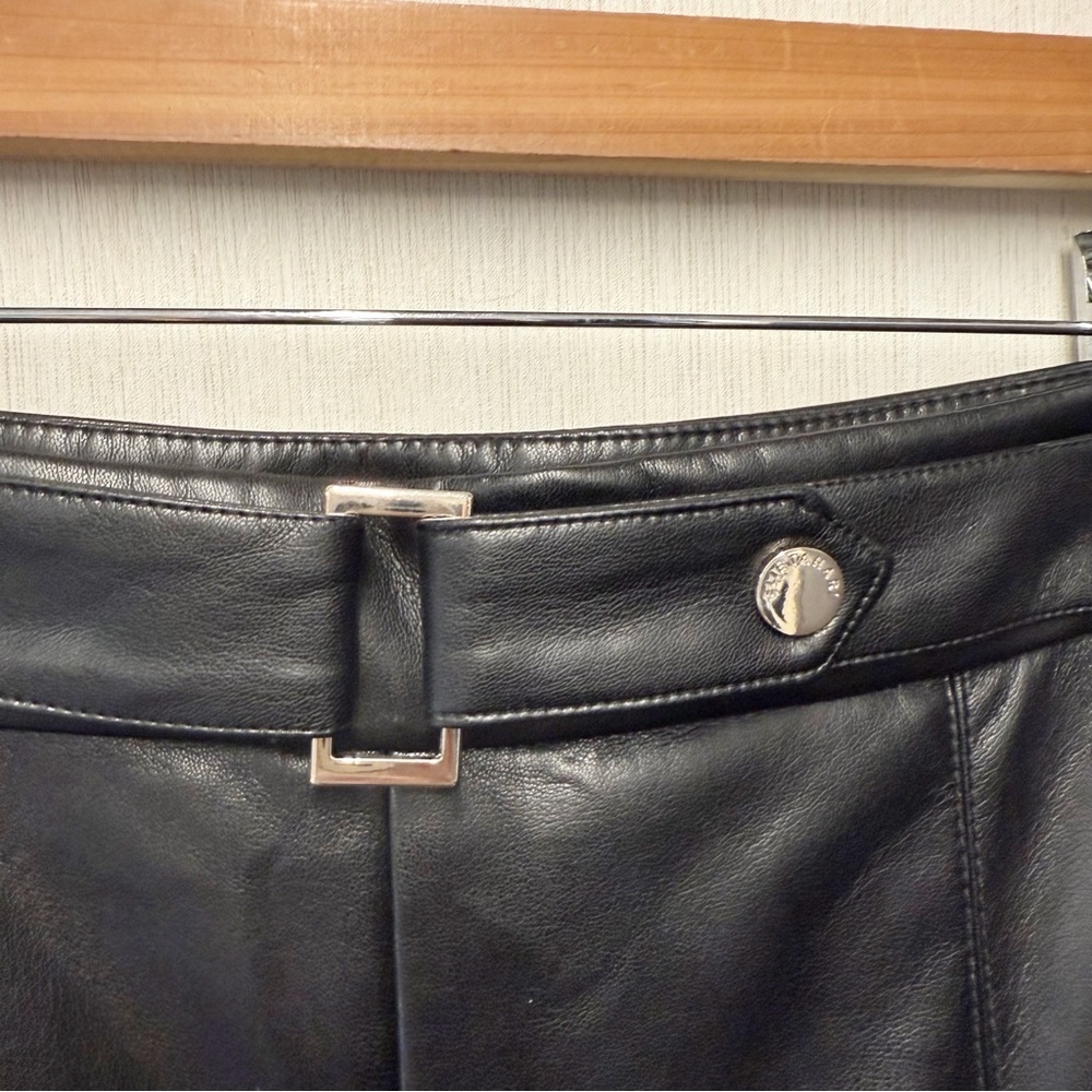NWT Elie Tahari Faux Leather Straight Leg Pants Black, Size 14 - Picture 5 of 10